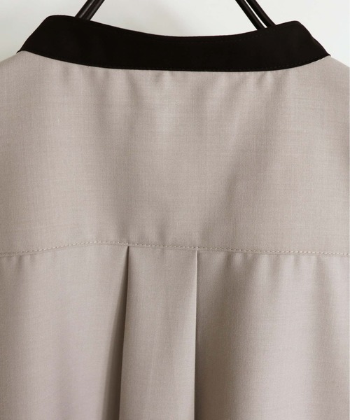 Confirm（コンファーム）の「Confirm / コンファーム TR7分丈クレリックバンドカラーシャツ（シャツ/ブラウス・メンズ・ブラック/ベージュ/ブルー/ベージュ系その他・M/L）」の14枚目の写真