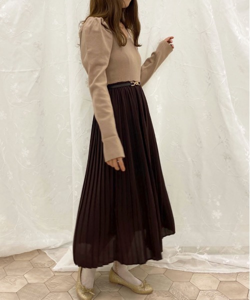 apres jour（アプレジュール）の「ニットプリーツドッキングワンピース【ZOZOTOWN限定アイテム】（ワンピース・レディース・ダークブラウン/ピンクベージュ/ライトベージュ・フリー）」の8枚目の写真