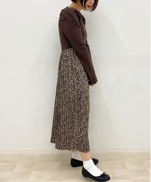 apres jour（アプレジュール）の「ニットプリーツドッキングワンピース【ZOZOTOWN限定アイテム】（ワンピース・レディース・ダークブラウン/ピンクベージュ/ライトベージュ・フリー）」の14枚目の写真