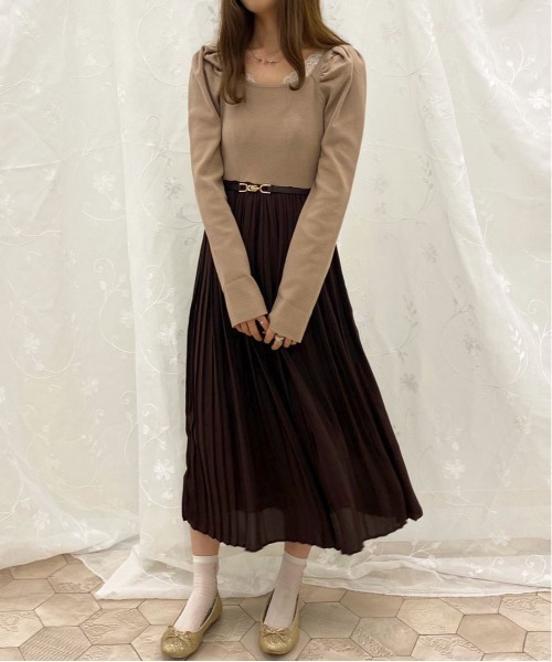 apres jour（アプレジュール）の「ニットプリーツドッキングワンピース【ZOZOTOWN限定アイテム】（ワンピース・レディース・ダークブラウン/ピンクベージュ/ライトベージュ・フリー）」の17枚目の写真