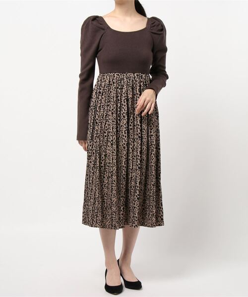 apres jour（アプレジュール）の「ニットプリーツドッキングワンピース【ZOZOTOWN限定アイテム】（ワンピース・レディース・ダークブラウン/ピンクベージュ/ライトベージュ・フリー）」の19枚目の写真