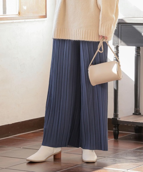 KOBE LETTUCE（コウベレタス）の「プリーツワイドパンツ（その他パンツ・レディース・ブルー/オリーブ/モカ/ホワイト系その他/ブラック/グレイッシュベージュ/オレンジ系その他/イエロー・FREE）」の6枚目の写真