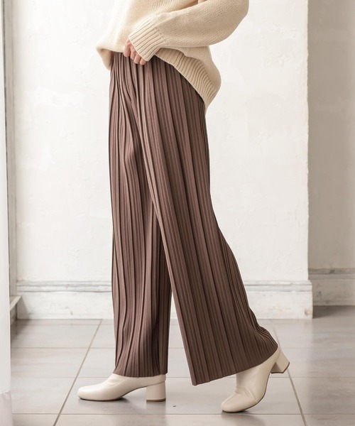 KOBE LETTUCE（コウベレタス）の「プリーツワイドパンツ（その他パンツ・レディース・ブルー/オリーブ/モカ/ホワイト系その他/ブラック/グレイッシュベージュ/オレンジ系その他/イエロー・FREE）」の4枚目の写真