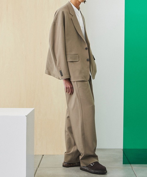 UNITED TOKYO（ユナイテッドトウキョウ）の「ジャンヌダルクジャンパー