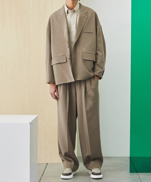 UNITED TOKYO（ユナイテッドトウキョウ）の「ジャンヌダルクジャンパー