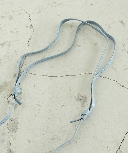 MONO　COMME CA（モノコムサ）の「スクエア ミニポシェット（ショルダーバッグ・レディース・ブラック/サックスブルー/パイソン・FREE）」の19枚目の写真