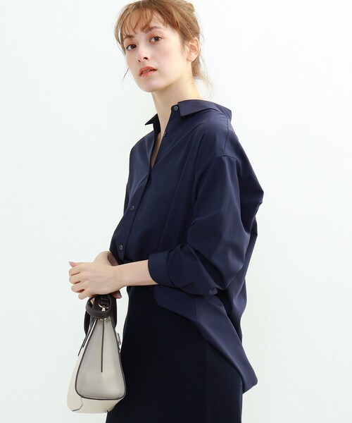 INDIVI（インディヴィ）の「「S」プレミアブロードシャツ（シャツ/ブラウス・レディース・ホワイト系/サックスブルー/ネイビー・03/05）」の13枚目の写真