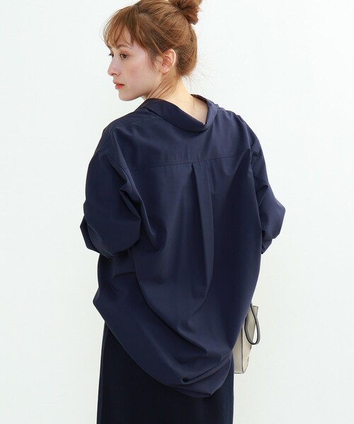 INDIVI（インディヴィ）の「「S」プレミアブロードシャツ（シャツ/ブラウス・レディース・ホワイト系/サックスブルー/ネイビー・03/05）」の14枚目の写真
