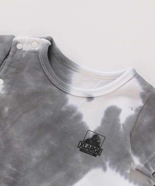 XLARGE KIDS(エクストララージキッズ)の「タイダイ柄OGゴリラロンパース(ロンパース・キッズ・グレー/ライトグリーン/パープル・FREE)」の8枚目の写真