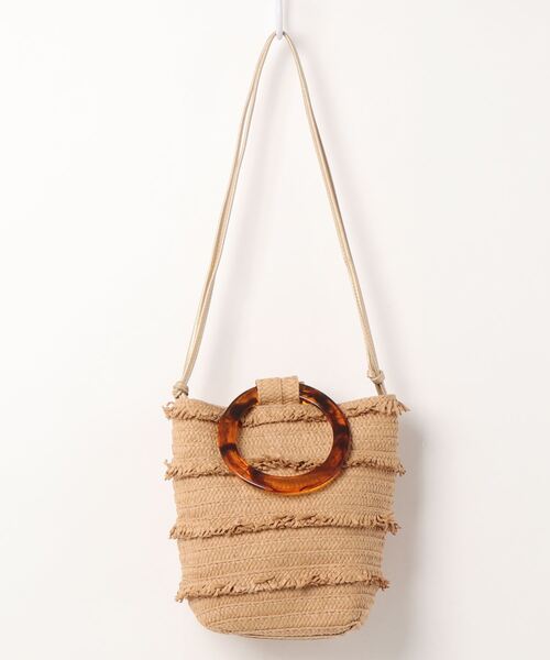 MONO　COMME CA（モノコムサ）の「べっ甲調ハンドル フリンジ かごバッグ（かごバッグ・レディース・ブラウン/ベージュ・FREE）」の6枚目の写真