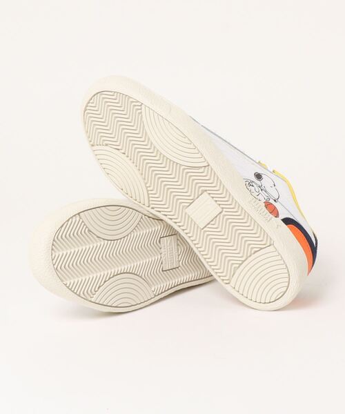 PUMA(プーマ)の「【PUMA】375516-01 RALPH SAMPSON PEANUTS(スニーカー・レディース・ホワイト・23.5/24.5/24)」の2枚目の写真