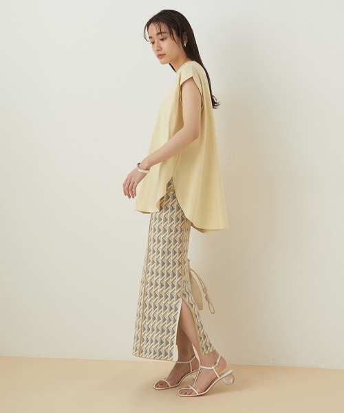 ADAM ET ROPE'（アダムエロペ）の「【WEB限定】フレアフレンチスリーブTEE（Tシャツ/カットソー・レディース・ブラック/ホワイト/グリーン系その他2/クリーム・FREE）」の7枚目の写真