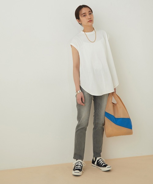 ADAM ET ROPE'（アダムエロペ）の「【WEB限定】フレアフレンチスリーブTEE（Tシャツ/カットソー・レディース・ブラック/ホワイト/グリーン系その他2/クリーム・FREE）」の13枚目の写真