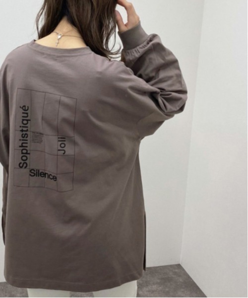 apres jour mignon（アプレジュールミニョン）の「アソートスリットロンＴ３【ZOZOTOWN限定アイテム】（Tシャツ/カットソー・レディース・ダークブルー/ブラック系その他2/オフホワイト/ブラック系その他/ホワイト系その他3/ホワイト系その他2/ホワイト系その他/アイボリー/ブルー系その他/ブラック/パープル・フリー/X-LARGE）」の11枚目の写真