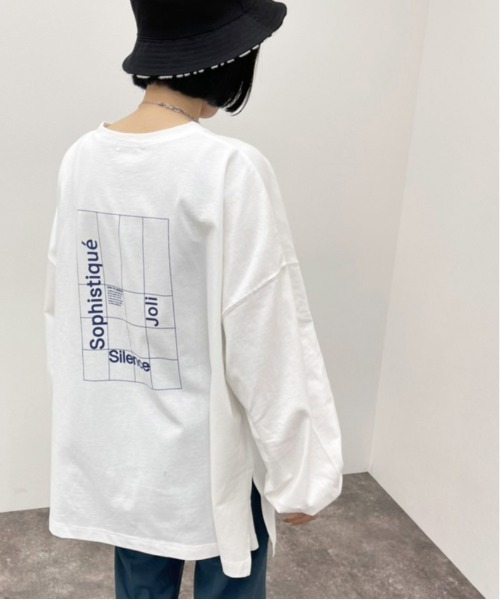 apres jour mignon（アプレジュールミニョン）の「アソートスリットロンＴ３【ZOZOTOWN限定アイテム】（Tシャツ/カットソー・レディース・ダークブルー/ブラック系その他2/オフホワイト/ブラック系その他/ホワイト系その他3/ホワイト系その他2/ホワイト系その他/アイボリー/ブルー系その他/ブラック/パープル・フリー/X-LARGE）」の4枚目の写真