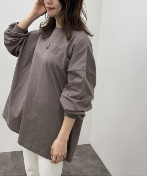 apres jour mignon（アプレジュールミニョン）の「アソートスリットロンＴ３【ZOZOTOWN限定アイテム】（Tシャツ/カットソー・レディース・ダークブルー/ブラック系その他2/オフホワイト/ブラック系その他/ホワイト系その他3/ホワイト系その他2/ホワイト系その他/アイボリー/ブルー系その他/ブラック/パープル・フリー/X-LARGE）」の21枚目の写真