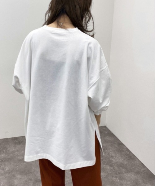 apres jour mignon（アプレジュールミニョン）の「アソートスリットロンＴ３【ZOZOTOWN限定アイテム】（Tシャツ/カットソー・レディース・ダークブルー/ブラック系その他2/オフホワイト/ブラック系その他/ホワイト系その他3/ホワイト系その他2/ホワイト系その他/アイボリー/ブルー系その他/ブラック/パープル・フリー/X-LARGE）」の22枚目の写真