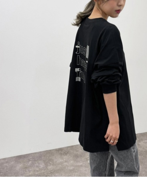 apres jour mignon（アプレジュールミニョン）の「アソートスリットロンＴ３【ZOZOTOWN限定アイテム】（Tシャツ/カットソー・レディース・ダークブルー/ブラック系その他2/オフホワイト/ブラック系その他/ホワイト系その他3/ホワイト系その他2/ホワイト系その他/アイボリー/ブルー系その他/ブラック/パープル・フリー/X-LARGE）」の12枚目の写真