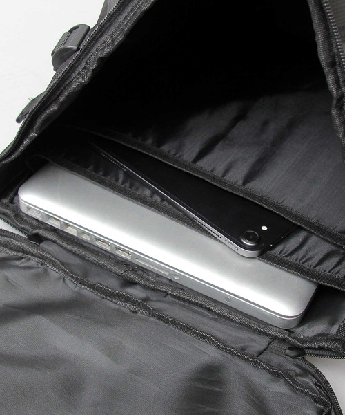 GERRY（ジェリー）の「レインカバー付き シューズ収納可 ビッグサイズ ボックス型 バックパック（バックパック/リュック・メンズ・ブラック/ブラック系その他・FREE）」の18枚目の写真