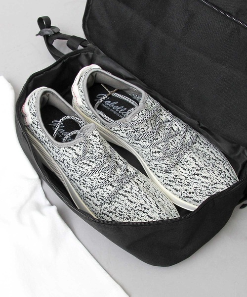 GERRY（ジェリー）の「レインカバー付き シューズ収納可 ビッグサイズ ボックス型 バックパック（バックパック/リュック・メンズ・ブラック/ブラック系その他・FREE）」の17枚目の写真