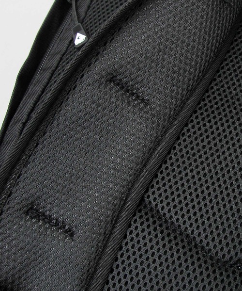 GERRY（ジェリー）の「レインカバー付き シューズ収納可 ビッグサイズ ボックス型 バックパック（バックパック/リュック・メンズ・ブラック/ブラック系その他・FREE）」の13枚目の写真