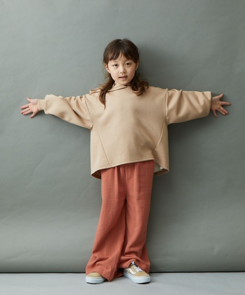 ＆yam（アンドヤム）の「バックスリットデザイン ダンボールパーカー（パーカー・キッズ・ピンク/ブルー/ベージュ/ブラック/ブラウン・110-120cm/120-130cm/130-140cm/150-160cm/140-150cm）」の14枚目の写真