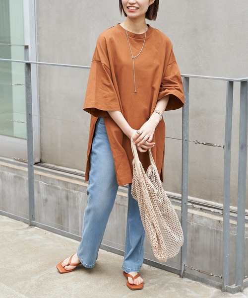 CIAOPANIC TYPY（チャオパニックティピー）の「【USAコットン】スリットチュニックTee（Tシャツ/カットソー・レディース・キャメル/ブルー/オフホワイト/ブラック・ONE SIZE）」の13枚目の写真