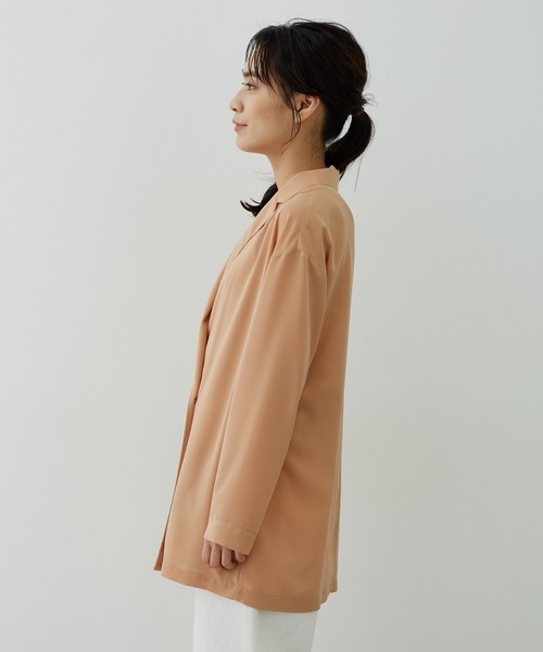 SALON adam et rope'（サロン アダム エ ロペ）の「サテンライクリラックスジャケット（テーラードジャケット・レディース・ベージュ/ブラック・FREE）」の6枚目の写真