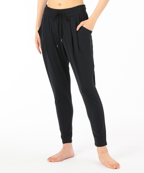 チャコット　ヨガ　バレエ　レギッパーズパンツ Chacott（チャコット）の「レギッパーズパンツ【ロングセラー