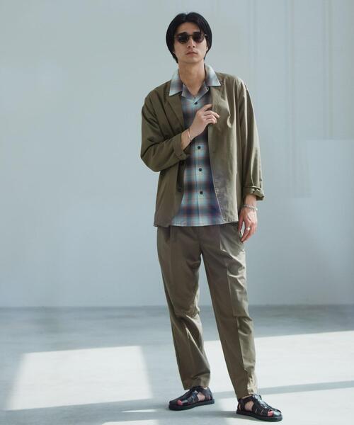 green label relaxing（グリーンレーベルリラクシング）の「CM ドライ TC 1プリーツ イージーパンツ 9分丈（その他パンツ・メンズ・ブラック/コバルトブルー/モカ・X-LARGE/MEDIUM/LARGE/SMALL）」の4枚目の写真