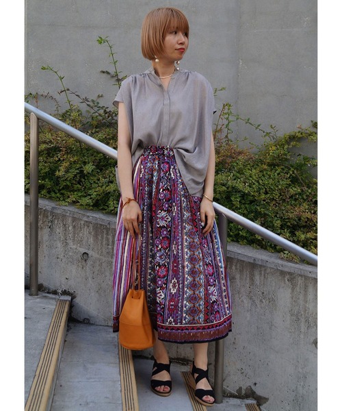 NICOLE white(ニコルホワイト)の「コットンボイルエスニック柄スカート(スカート・レディース・パープル/イエロー/ブルー・FREE)」の6枚目の写真