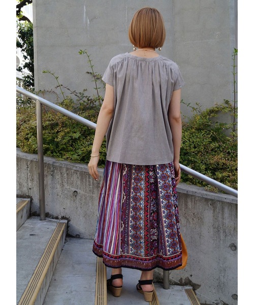 NICOLE white(ニコルホワイト)の「コットンボイルエスニック柄スカート(スカート・レディース・パープル/イエロー/ブルー・FREE)」の4枚目の写真