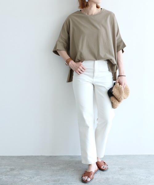 reca（レカ）の「ドルマンワイドカットソー（Tシャツ/カットソー・レディース・オフホワイト/ブラック/グレイッシュベージュ・FREE）」の5枚目の写真