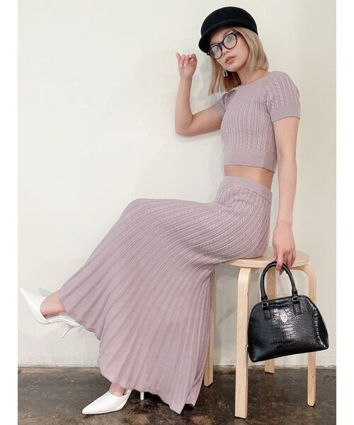 GYDA（ジェイダ）の「オフショルケーブルニット TOPS（ニット/セーター・レディース・ブラック/ピンク/アイボリー・FREE）」の8枚目の写真