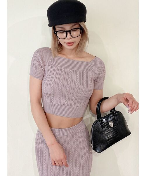 GYDA（ジェイダ）の「オフショルケーブルニット TOPS（ニット/セーター・レディース・ブラック/ピンク/アイボリー・FREE）」の11枚目の写真