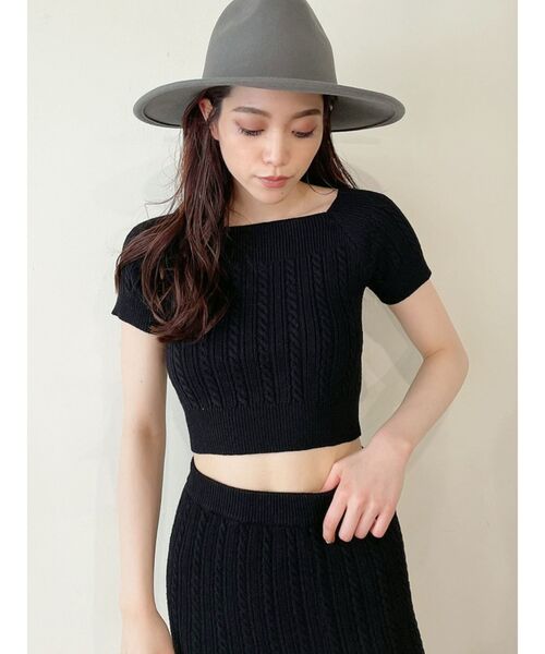 GYDA（ジェイダ）の「オフショルケーブルニット TOPS（ニット/セーター・レディース・ブラック/ピンク/アイボリー・FREE）」の18枚目の写真