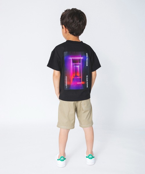 RADCHAP(ラッドチャップ)の「【RADCHAPプチプラ】ネオングラフィックTシャツ(Tシャツ/カットソー・キッズ・ベージュ/ブラック・100cm/90cm/110cm/120cm/140cm/150cm/130cm)」の19枚目の写真