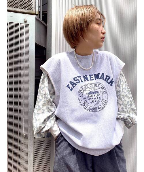 Ungrid（アングリッド）の「ノーカラーモダン柄シャツ（シャツ/ブラウス・レディース・ブラウン/カーキ・FREE）」の5枚目の写真