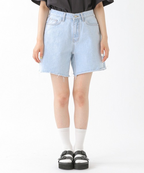 ALAND(エーランド)の「3.3 Field Trip/CUT OFFデニムショートパンツ 2216546(デニムパンツ・レディース・ライトブルー・SMALL/MEDIUM)」の9枚目の写真