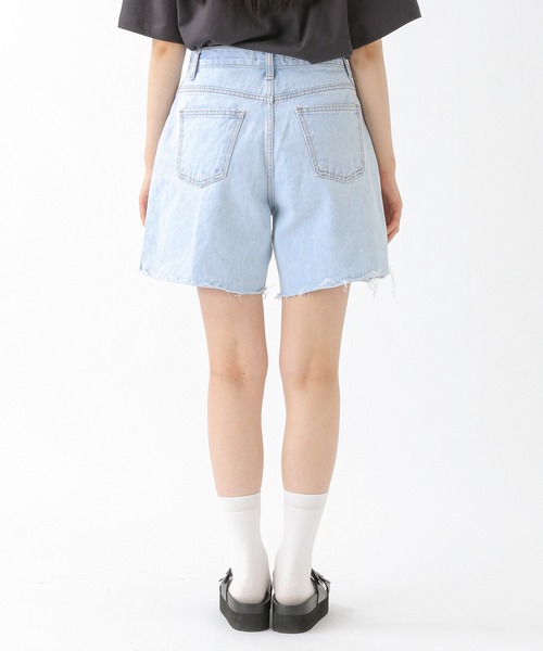 ALAND(エーランド)の「3.3 Field Trip/CUT OFFデニムショートパンツ 2216546(デニムパンツ・レディース・ライトブルー・SMALL/MEDIUM)」の2枚目の写真