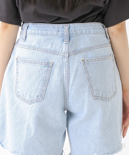 ALAND(エーランド)の「3.3 Field Trip/CUT OFFデニムショートパンツ 2216546(デニムパンツ・レディース・ライトブルー・SMALL/MEDIUM)」の10枚目の写真