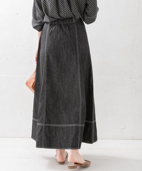 URBAN RESEARCH Sonny Label（アーバンリサーチサニーレーベル）の「デニムフレアスカート（スカート・レディース・インディゴブルー/ブラック・36/38）」の14枚目の写真