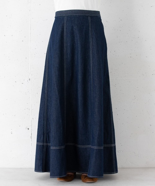 URBAN RESEARCH Sonny Label（アーバンリサーチサニーレーベル）の「デニムフレアスカート（スカート・レディース・インディゴブルー/ブラック・36/38）」の4枚目の写真