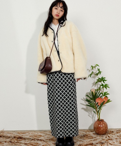 MADEMOISELLE ROPE'（マドモアゼル ロペ）の「パイピングオーバーサイズボアブルゾン（ブルゾン・レディース・グレー/キナリ・38）」の6枚目の写真