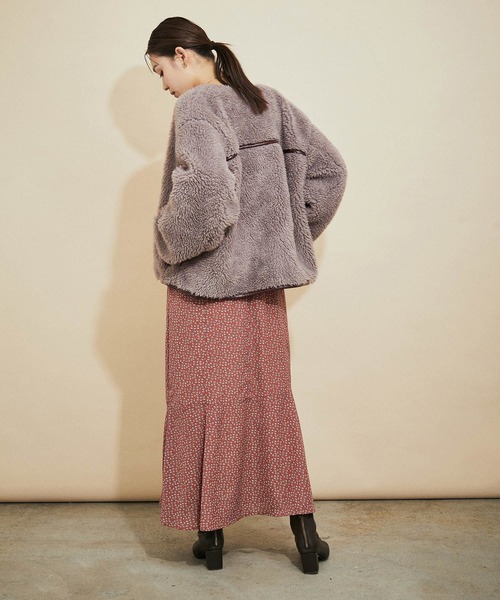 MADEMOISELLE ROPE'（マドモアゼル ロペ）の「パイピングオーバーサイズボアブルゾン（ブルゾン・レディース・グレー/キナリ・38）」の5枚目の写真