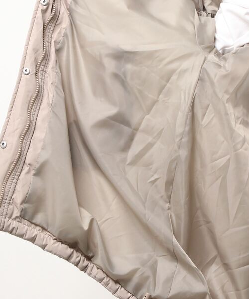 frames RAY CASSIN(フレームスレイカズン)の「【WEB限定】中綿モンスターパーカー(その他アウター・レディース・ブラック/カーキ/グレイッシュベージュ・FREE)」の4枚目の写真