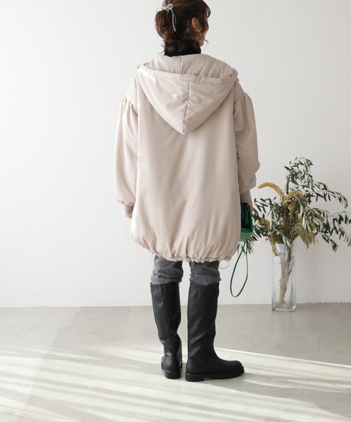 frames RAY CASSIN(フレームスレイカズン)の「【WEB限定】中綿モンスターパーカー(その他アウター・レディース・ブラック/カーキ/グレイッシュベージュ・FREE)」の21枚目の写真