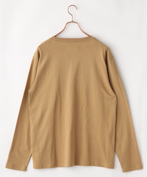 UNIVERSAL OVERALL(ユニバーサルオーバーオール)の「【UNIVERSAL OVERALL】CENTER LOGO LONG SLEEVE(Tシャツ/カットソー・メンズ・グリーン/ブラウン系/レンガ/ブラック/スミクロ/ホワイト/スモークグレー/ネイビー・MEDIUM/SMALL/LARGE/X-LARGE)」の16枚目の写真