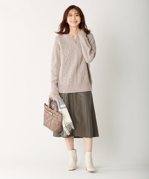 J.PRESS(ジェイプレス)の「【WEB限定・洗える】BARTOLOZZI ポリエステルレザーⅡ スカート(スカート・レディース・ブラウン系/ブラック系・T15/T13/T17)」の8枚目の写真