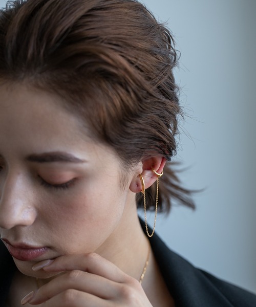 PAS TIERRA(パティエラ)の「【Carillon】ツインイヤーカフ(イヤーカフ・レディース・イエローゴールド・FREE)」の4枚目の写真